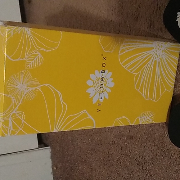 FLIP FLOPS - Picture 3 of 4